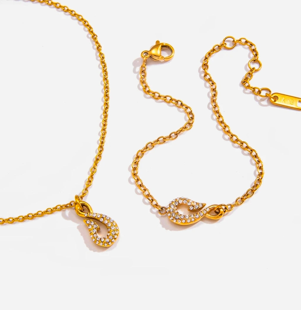 Luxury Gold Necklace & Bracelet Set for Women – Elegant Crystal Teardrop Pendant Jewelry Set, Adjustable Minimalist Gold Chain Set, Waterproof Tarnish Resistant Gift for Her