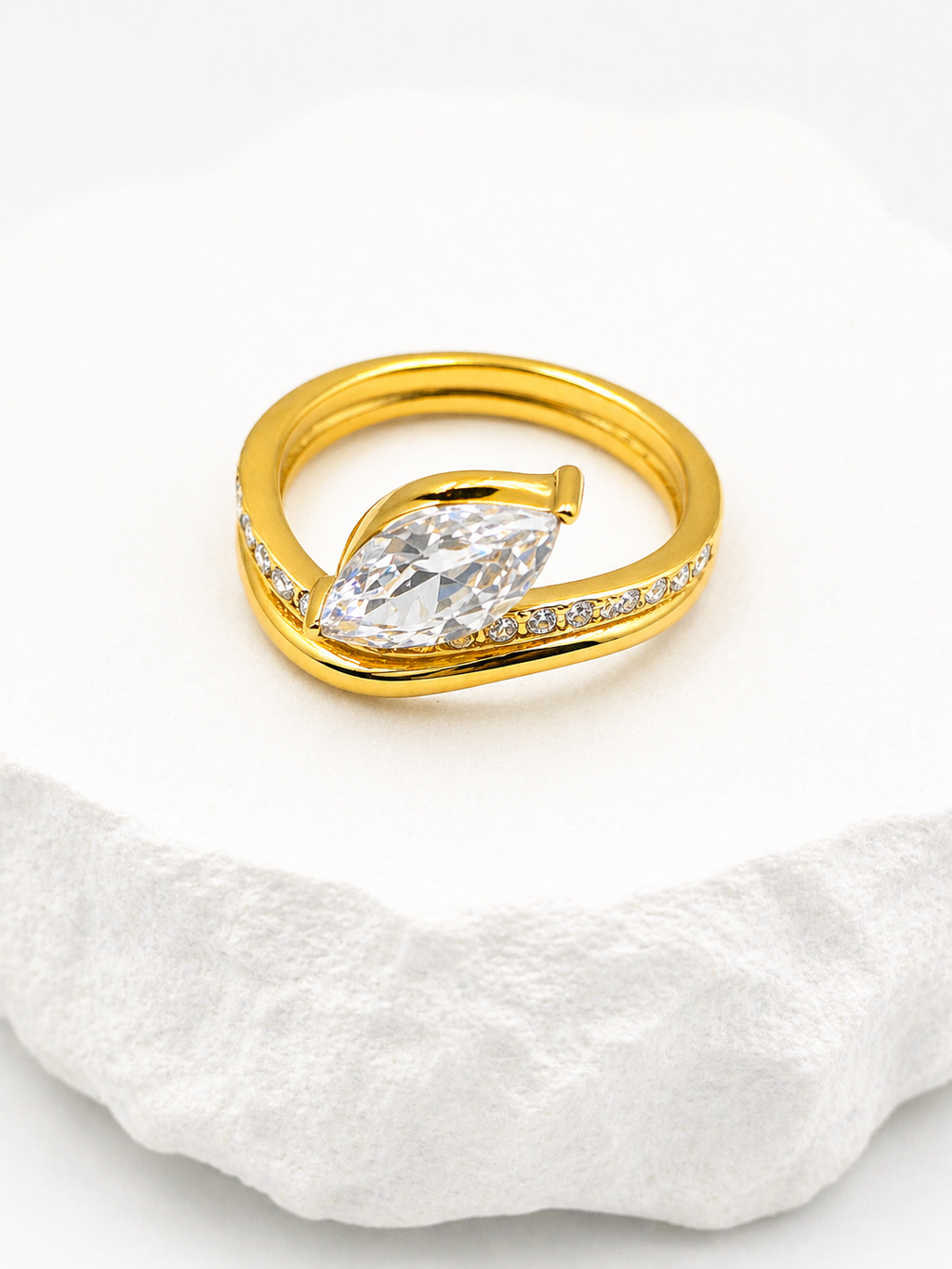 ROSÉ LUXE Gold Marquise Crystal Ring for Women – Elegant Minimalist Statement Ring, Tarnish-Resistant Fashion Jewelry