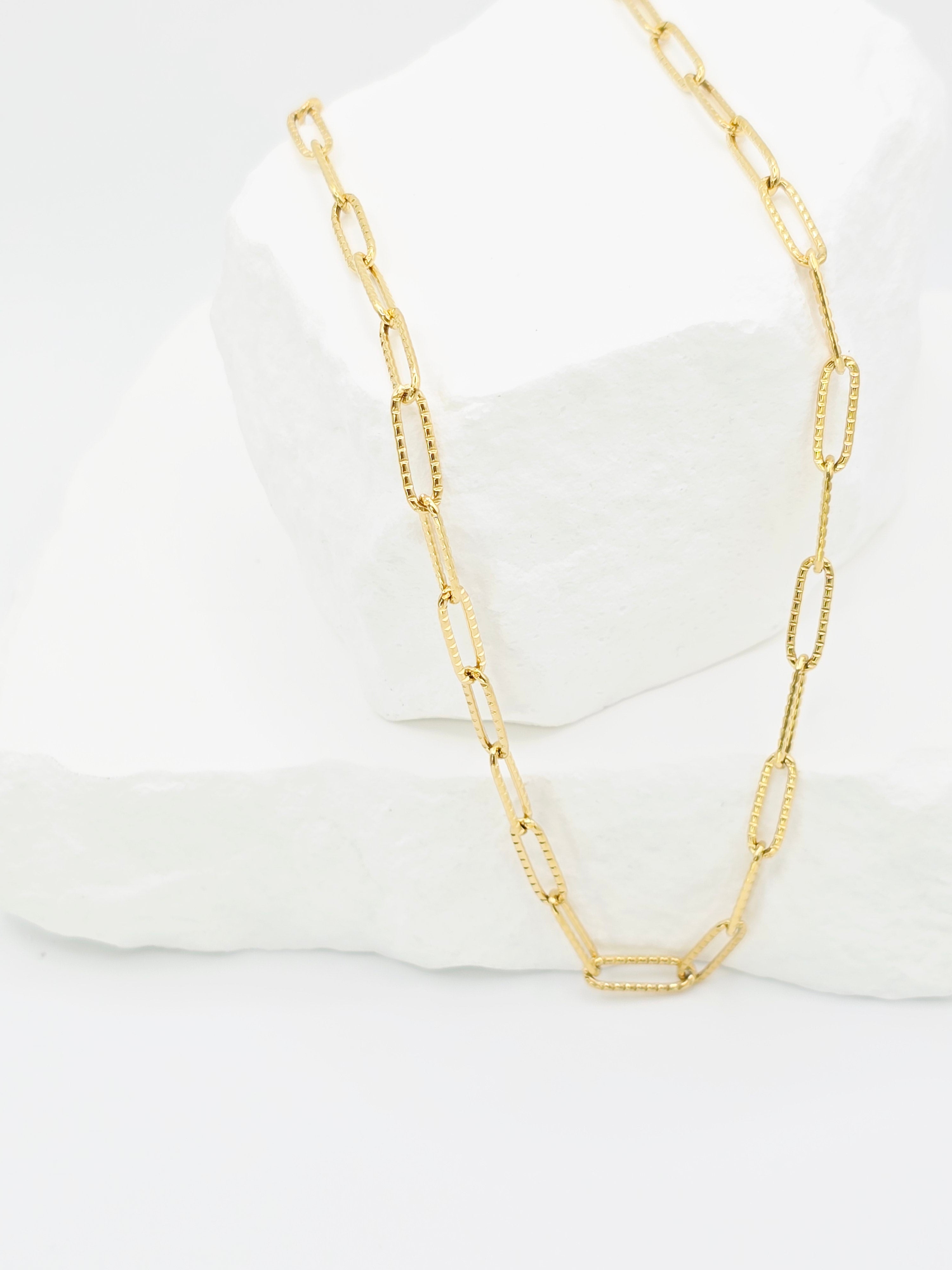 Rosé Luxe Golden Link Necklace – Waterproof Tarnish-Free Hypoallergenic Gold Chain Jewelry for Everyday Luxury