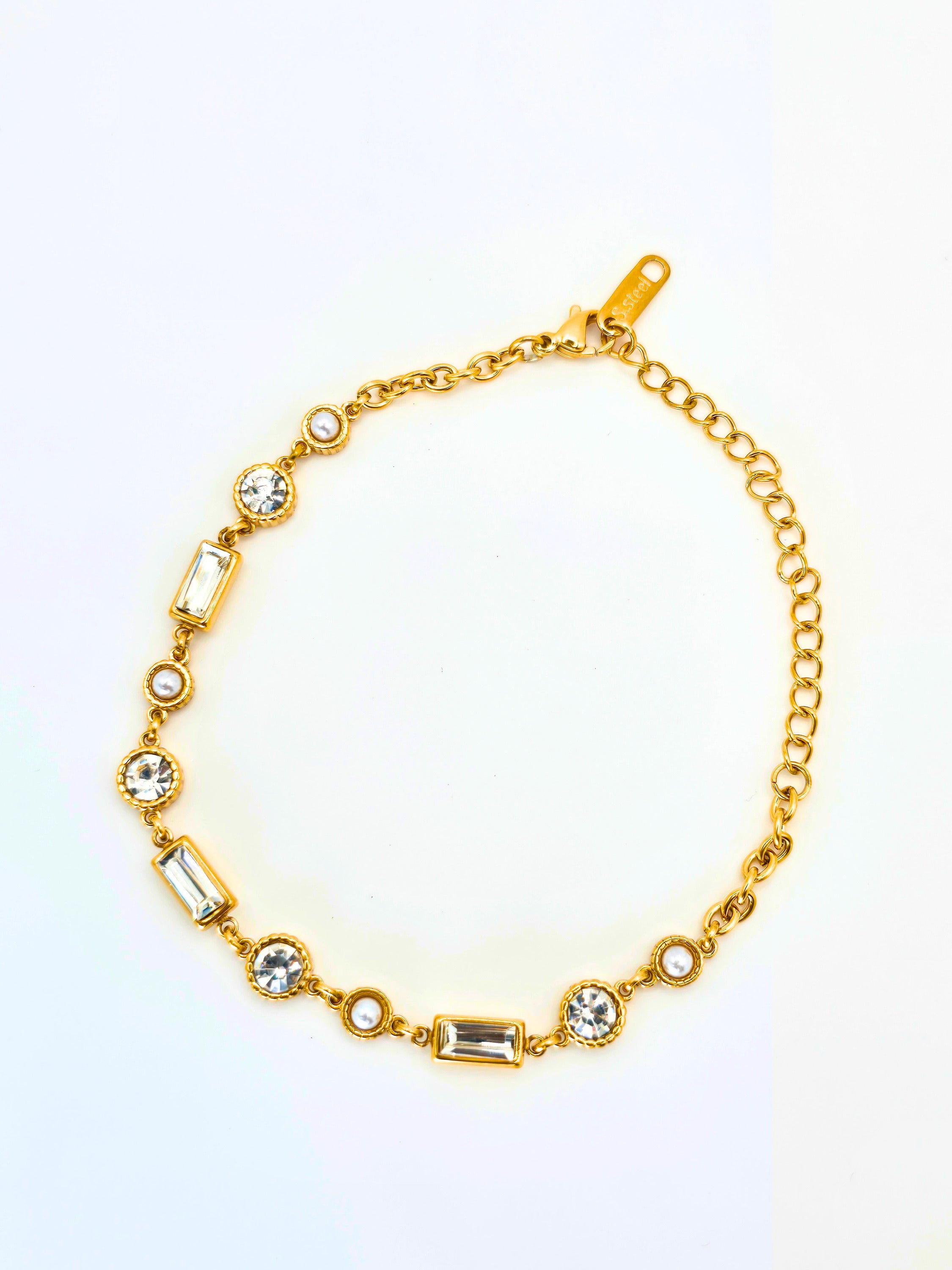 Luxury Gold Crystal & Pearl Bracelet for Women – Elegant Adjustable Chain Bracelet with Sparkling Cubic Zirconia Stones, Minimalist Waterproof Tarnish Resistant Jewelry Gift for Her