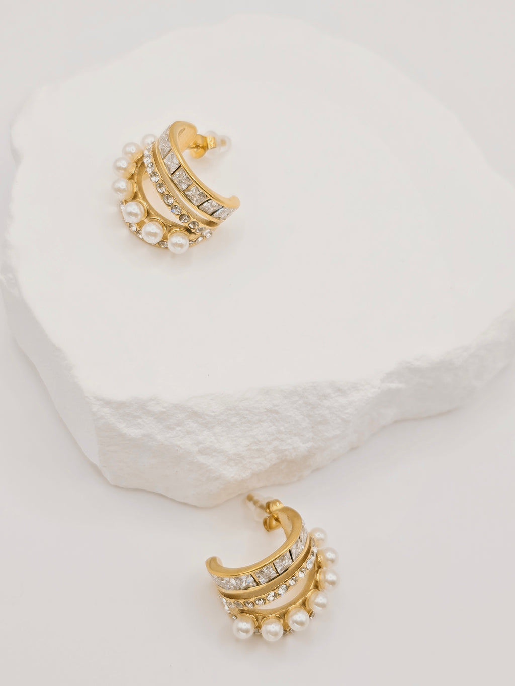 Rosé Luxe Gold Pearl & Crystal Hoop Earrings – Statement Elegant Design