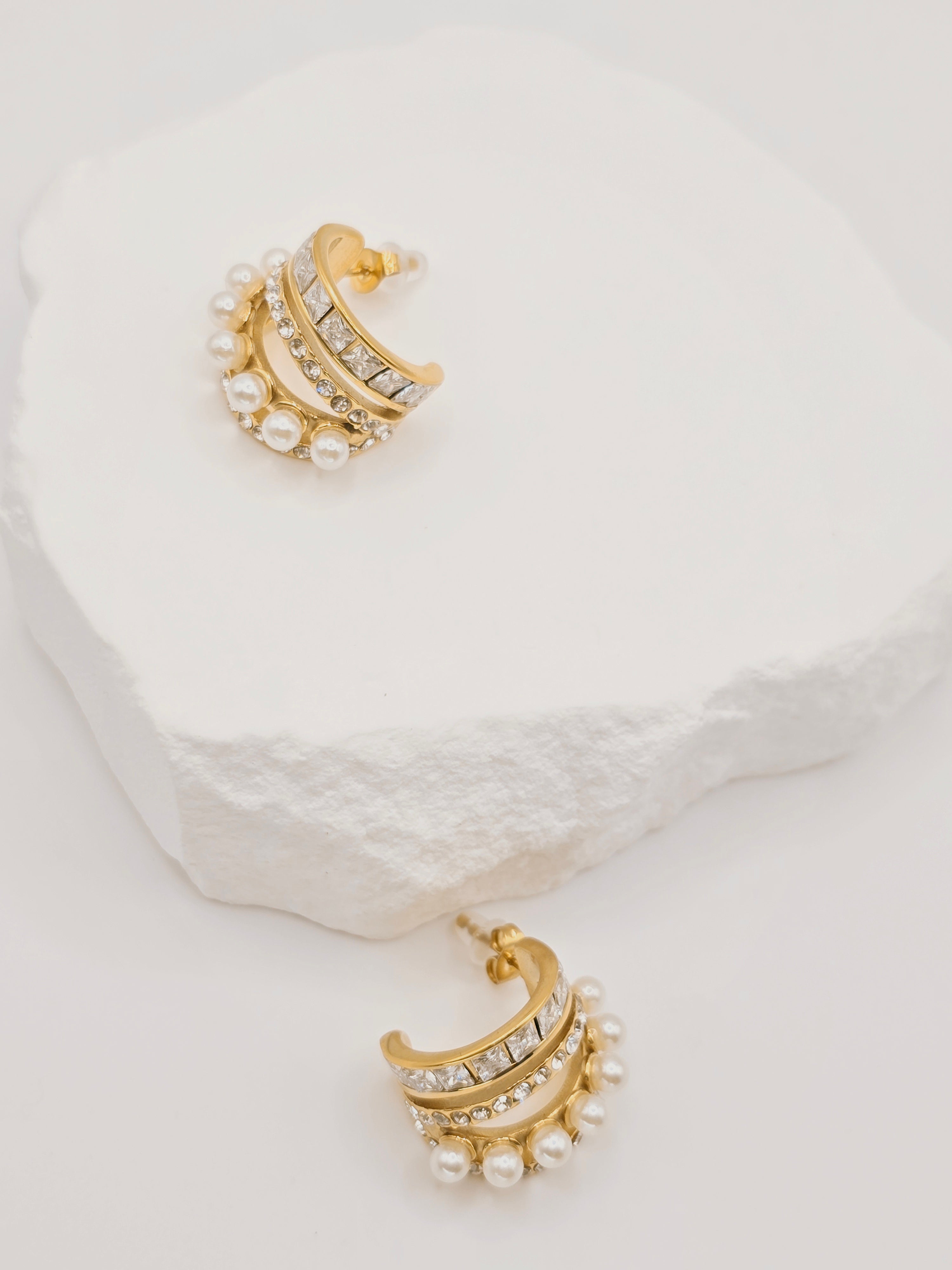 Rosé Luxe Gold Pearl & Crystal Hoop Earrings – Statement Elegant Design