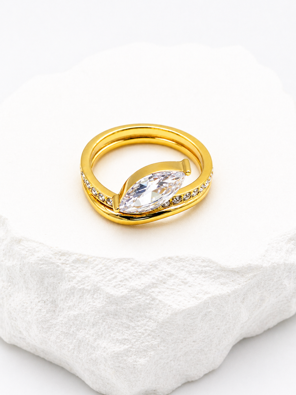 ROSÉ LUXE Gold Marquise Crystal Ring for Women – Elegant Minimalist Statement Ring, Tarnish-Resistant Fashion Jewelry