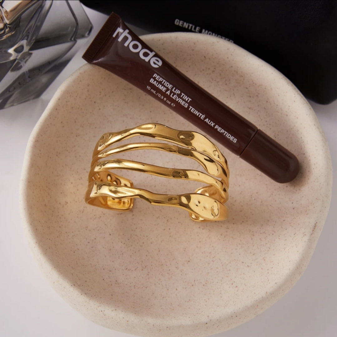 Rosé Luxe Sculpted Gold Cuff Bracelet