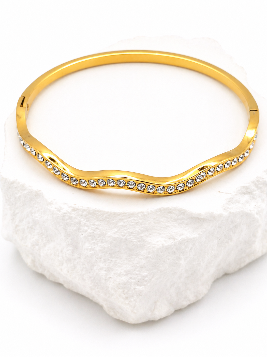 ROSÉ LUXE Gold Wave Crystal Bangle Bracelet for Women – Elegant Minimalist Luxury Jewelry, Waterproof & Tarnish-Resistant